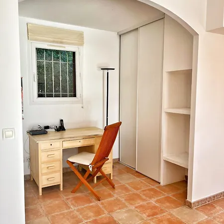 Avec Piscine, Vue Mer, Climatisee Proche Bandol Villa